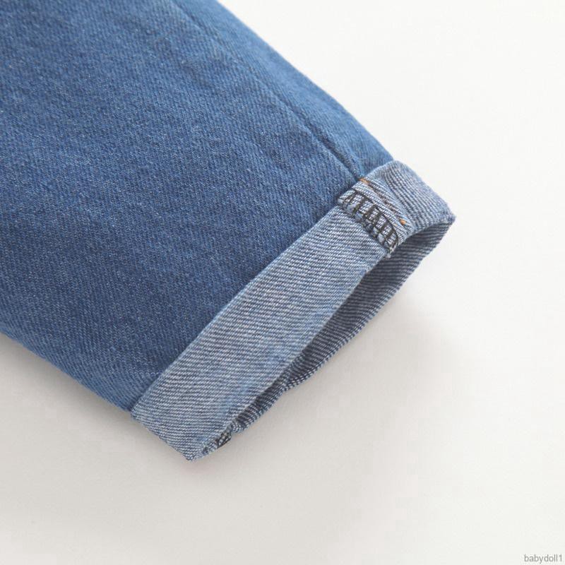 Quần denim dài họa tiết hoạt hình cho bé