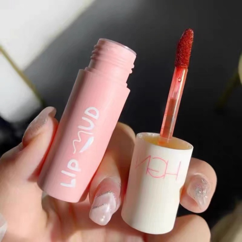 Son môi lì mịn mượt như nhung lâu trôi hỗ trợ dưỡng ẩm hiệu quả thời trang cho học sinh DANA