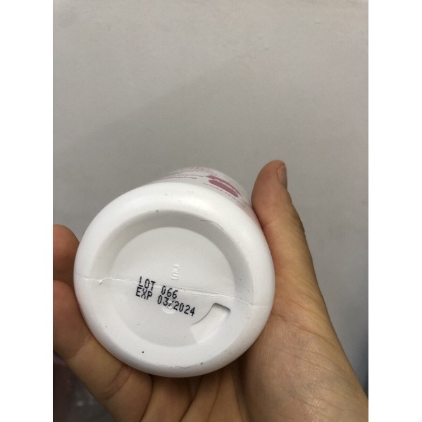 Dung dịch vệ sinh saforelle bé gái