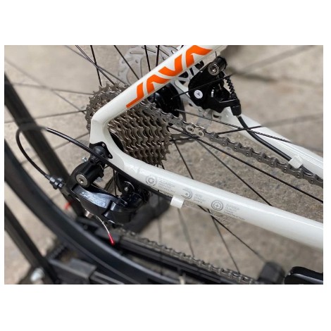 Xe Road Java siluro 3D Shimano R3000