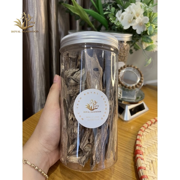 Trầm hương Kiến xí trầm xay làm bột nhang,lấy tinh dầu, ghép cảnh, xông đốt phong thuỷ
