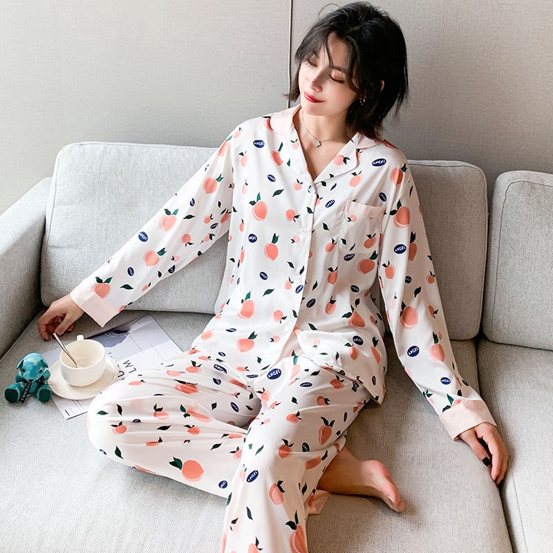 Bộ Đồ Ngủ Dài Tay Vải Lụa In Họa Tiết Dễ Thương Cho Nữ | BigBuy360 - bigbuy360.vn