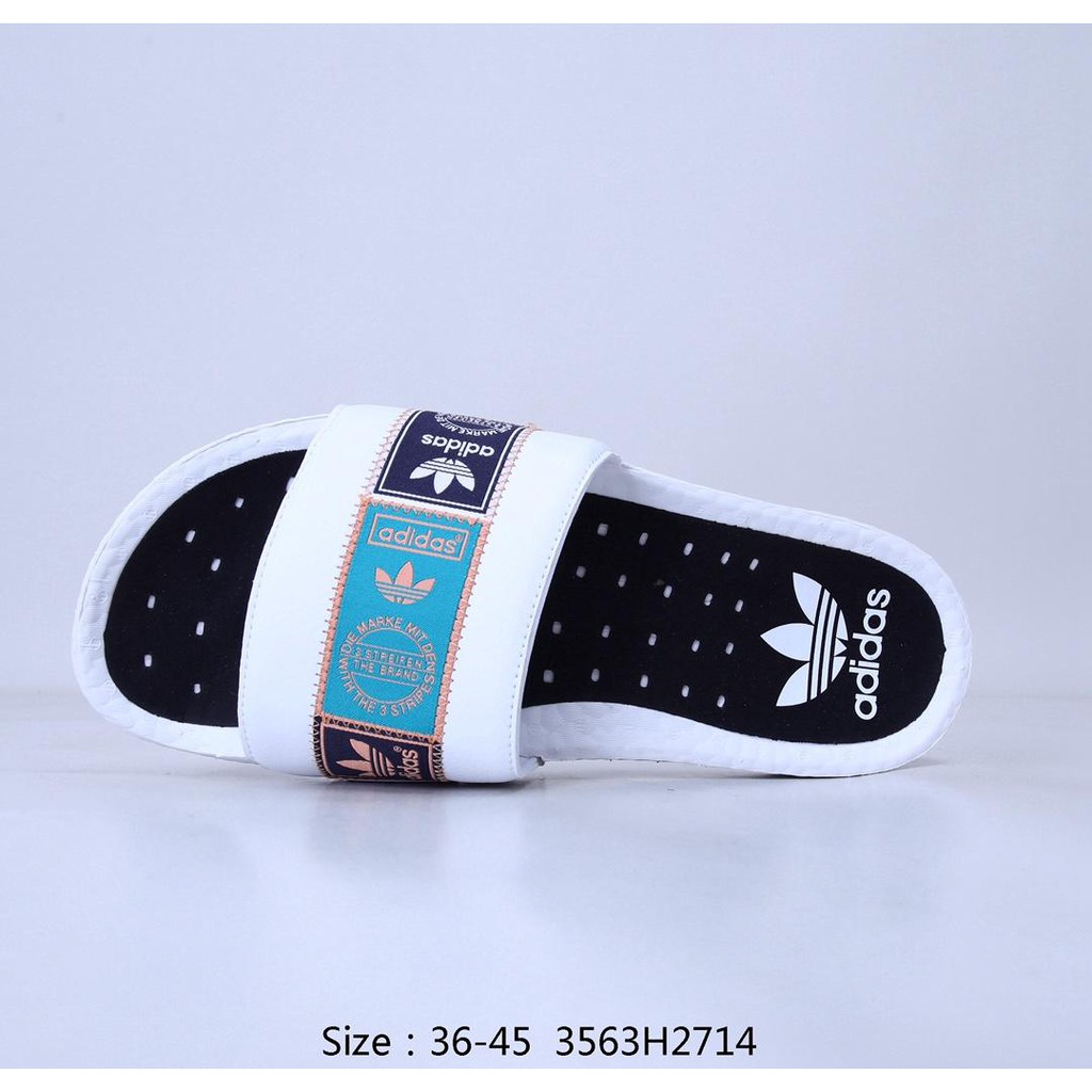��啊��啊 #Adidas Adidas Adilette Boost Popcorn midsole Summer casual trendy slippers Beach sandals Code: 3563H2714
