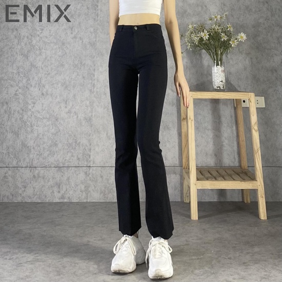 Quần jean ống loe EMIX (màu đen), dáng dài 90cm, cạp cao, khóa giữa, ống ôm và loe, chất vải jeans mềm 810