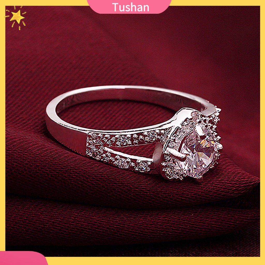 Nhẫn đính kim cương giả tinh tế cho nữ