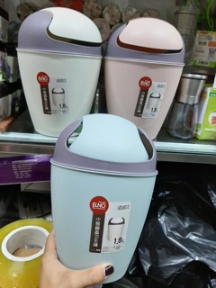 Thùng rác nhỏ mini để bàn 1,8L #8673