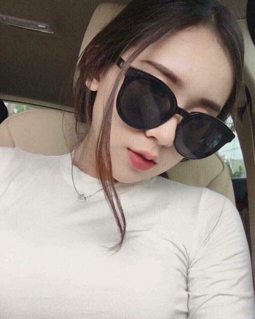 Kính Chữ V Hàn Quốc