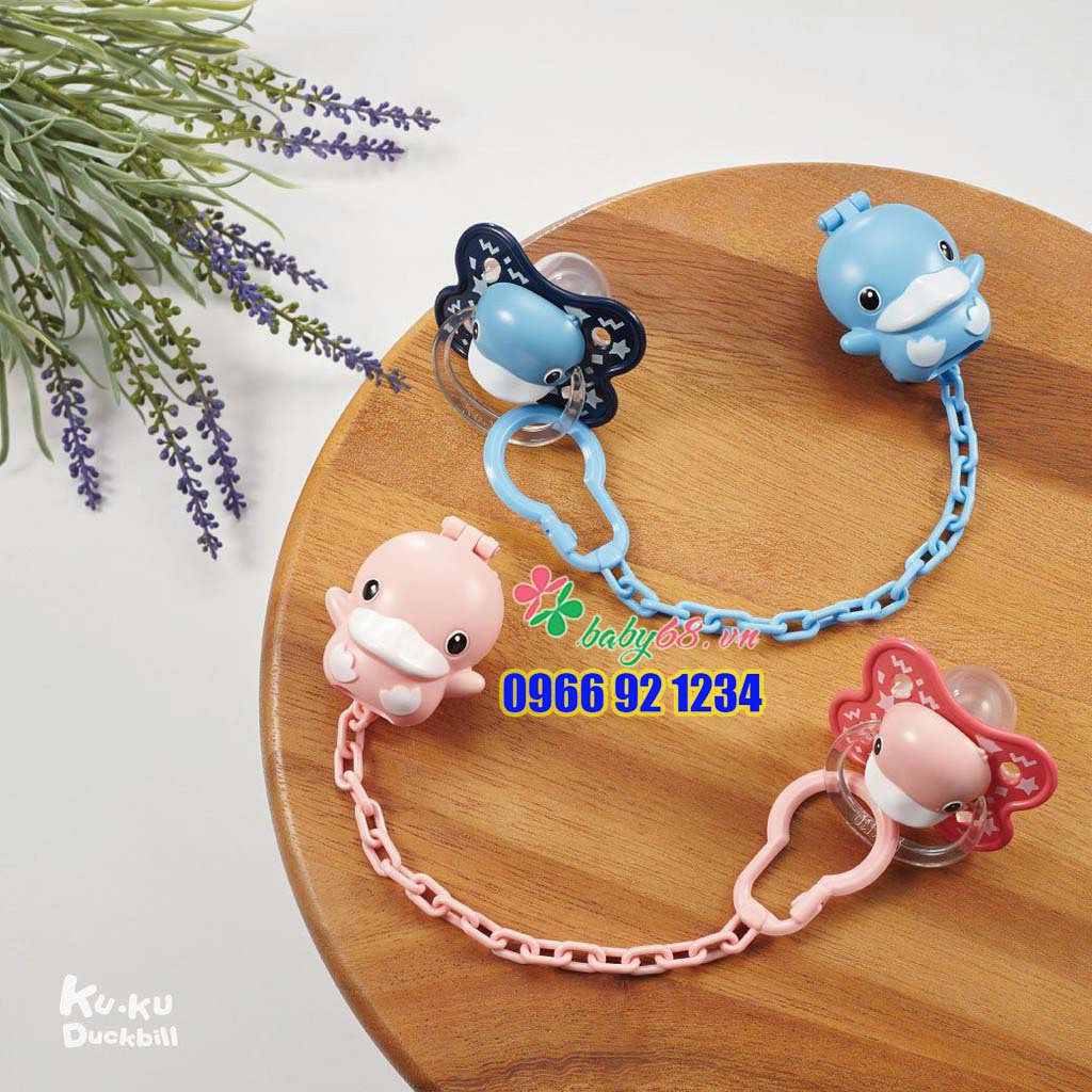 Dây giữ ti giả có hộp đựng ti Kuku ku5492