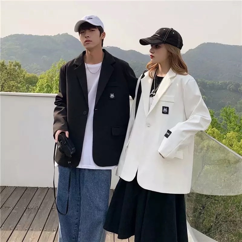 ÁO KHOÁC BlAZER NAM NỮ-Áo Khoác Vest T-A-N thời trang unisex phong cách Hàn Quốc AV016 dể phối đồ màu đen, kem trắng