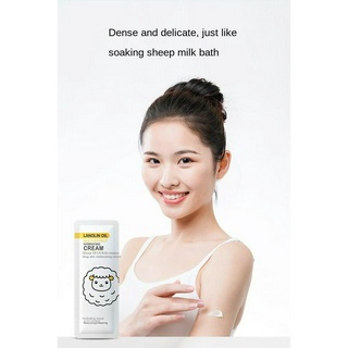 Kem Dưỡng Ẩm Làm Trắng Chăm Sóc Da
