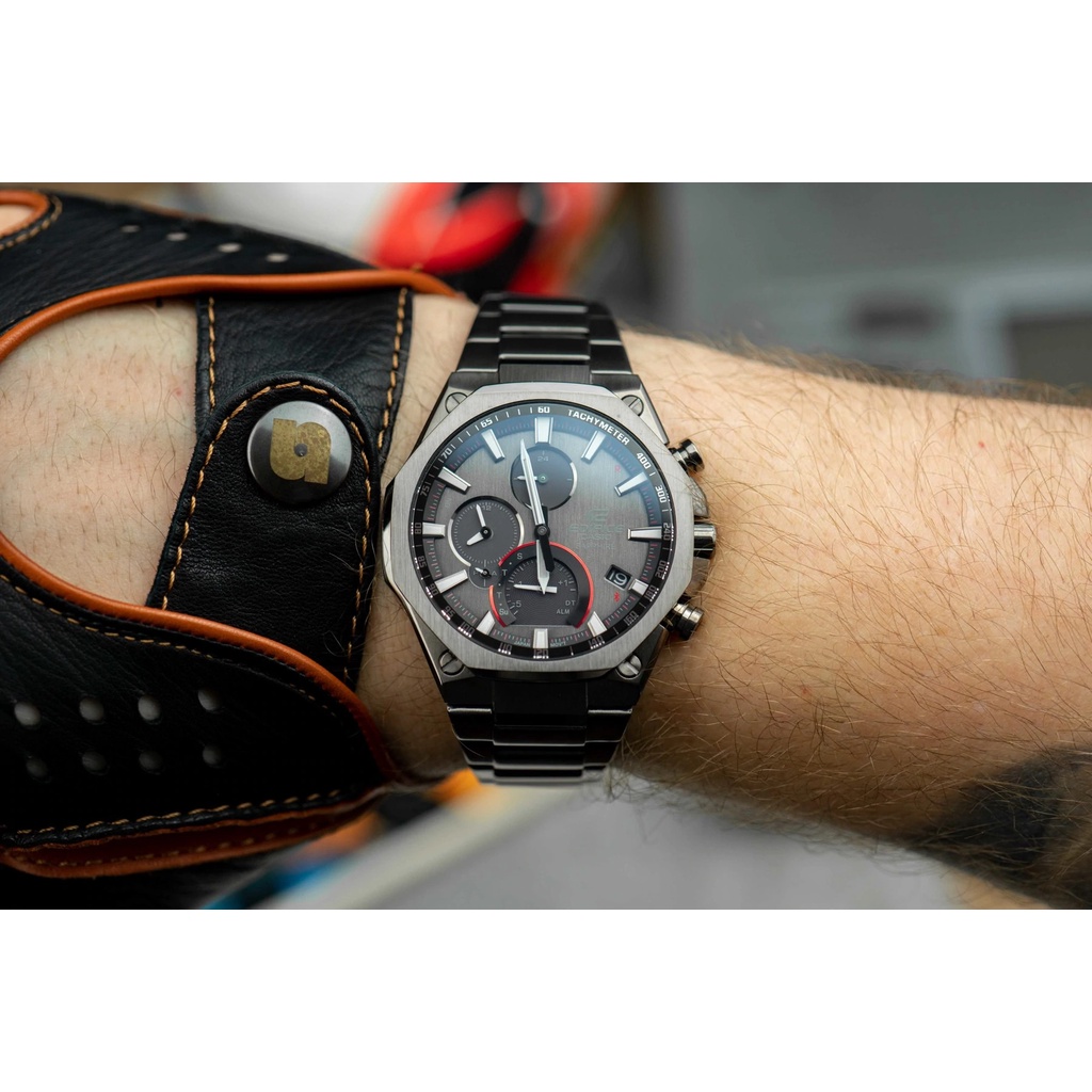 Đồng Hồ Nam Casio Dây Kim Loại Chính Hãng EDIFICE EQB-1100DC-1ADR
