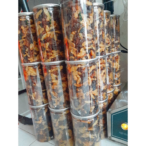 500gr Nho Sấy Khô Mix 2 Vị Chua Ngọt ( Nho Đen và Nho Vàng )