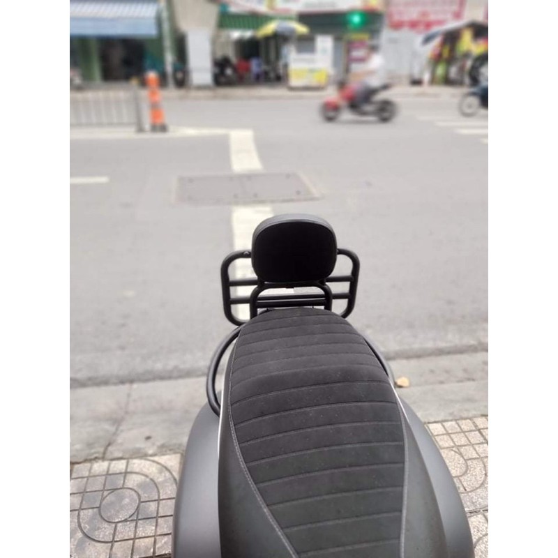 BAGA TỰA LƯNG CHO XE VESPA CÓ ĐỆM