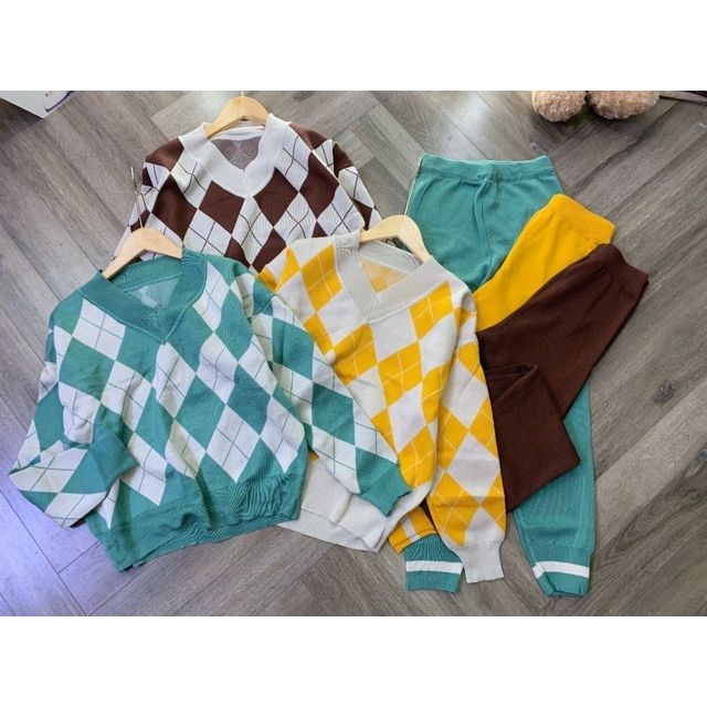 Set bộ len kẻ ô trám