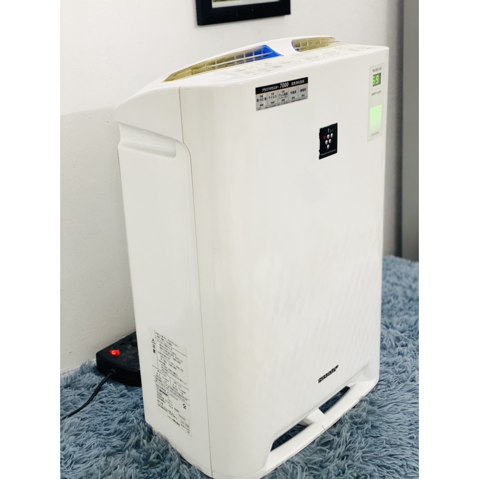Máy lọc không khí có tạo ẩm Sharp KC-Z45 dùng phòng <38m