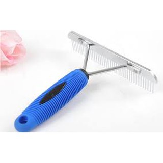 LƯỢC BỒ CÀO CHẢI LÔNG CHO CHÓ