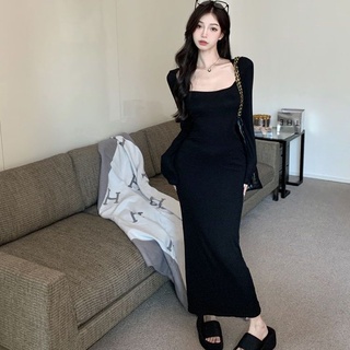Đầm COZOK tay dài cổ vuông dáng ôm phong cách quyến rũ