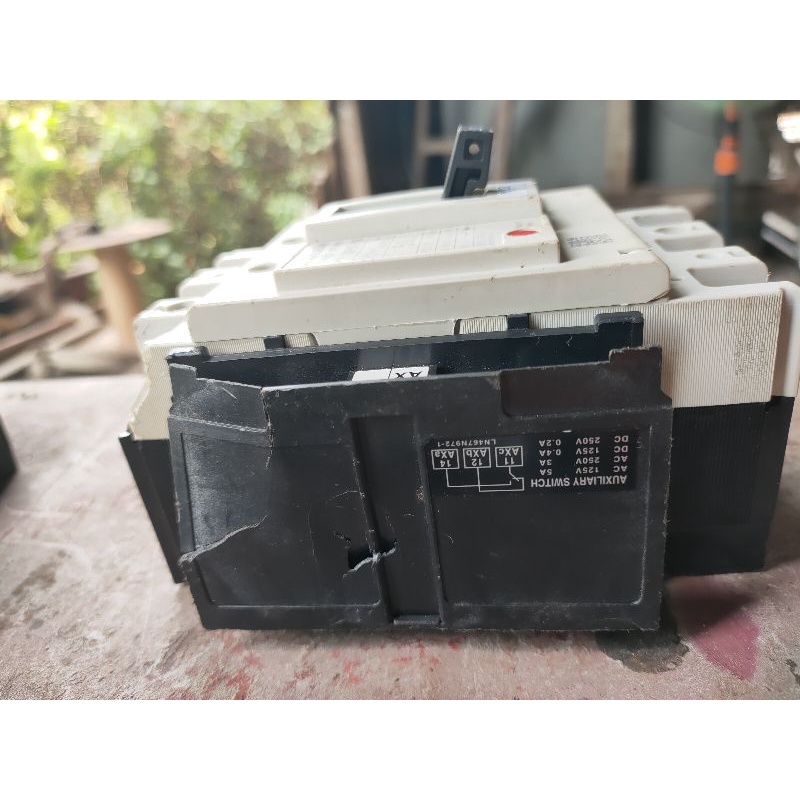 CB 3 pha tháo máy hàng Nhật bãi