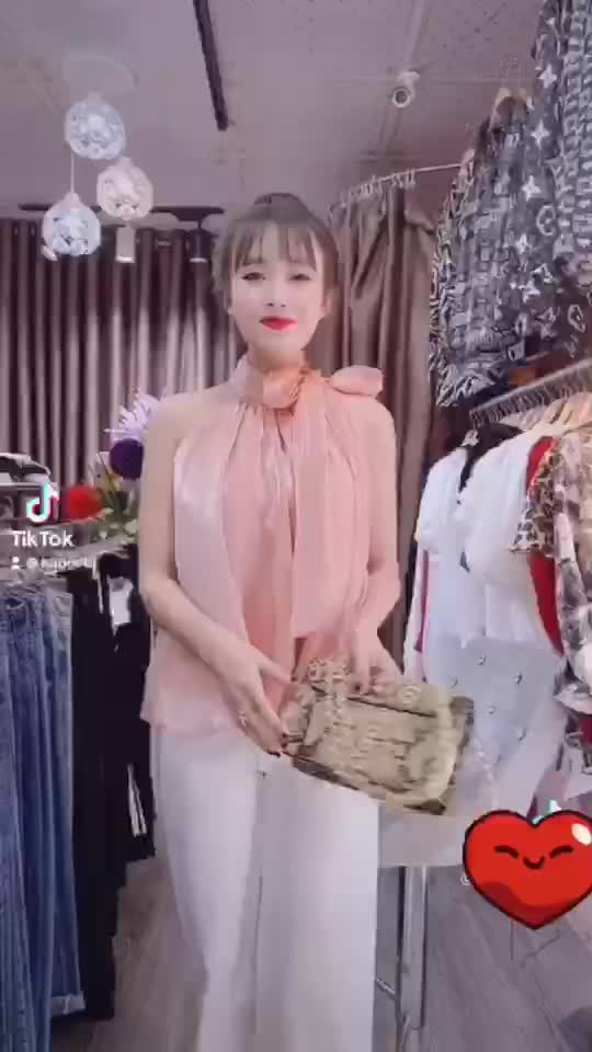 ÁO TƠ CỔ YẾM CỘT NƠ CỰC XINH | BigBuy360 - bigbuy360.vn