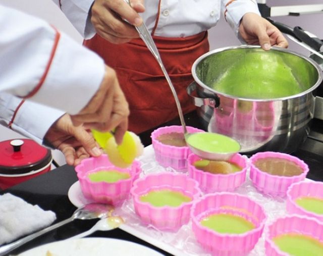 KHUÔN RAU CÂU TRUNG THU