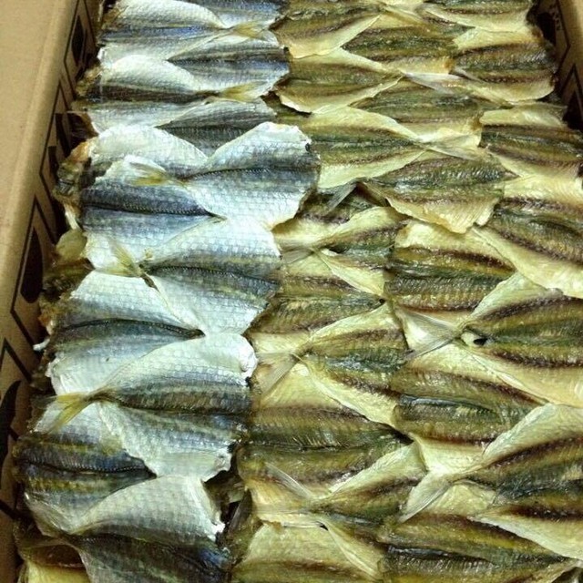 khô cá chỉ vàng loại 1 rất ngon khối lượng 500gram | BigBuy360 - bigbuy360.vn