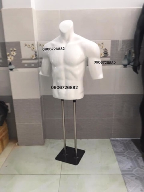 Manocanh nam bán thân chân sắt