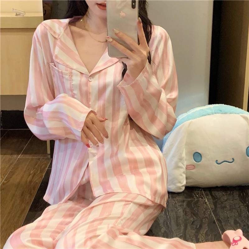 BỘ ĐỒ NGỦ MẶC NHÀ LỤA SATIN HOẠ TIẾT KẺ SỌC MÀU SẮC HOT 2021 | BigBuy360 - bigbuy360.vn