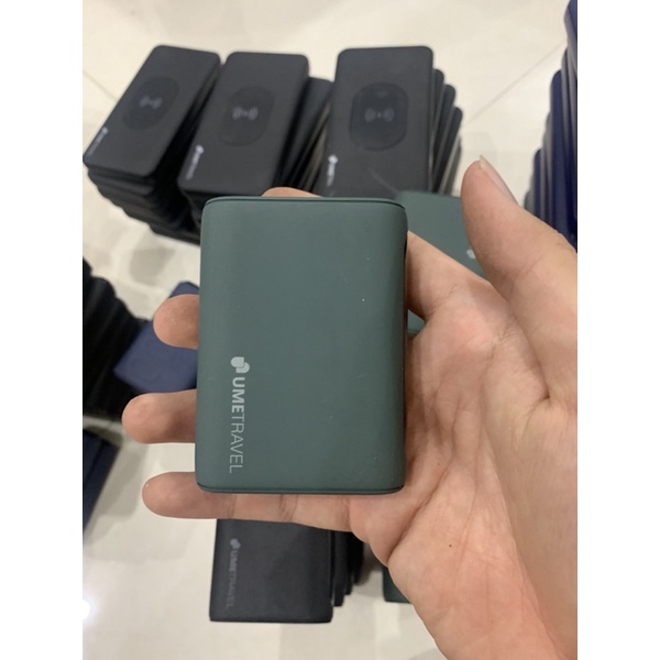 Pin sạc dự phòng Quick Charge Li-polymer 10000 mAh UMETRAVEL SKY10000