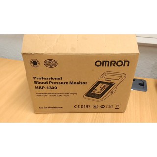 Máy đo huyết áp chuyên dụng Omron HBP-1300