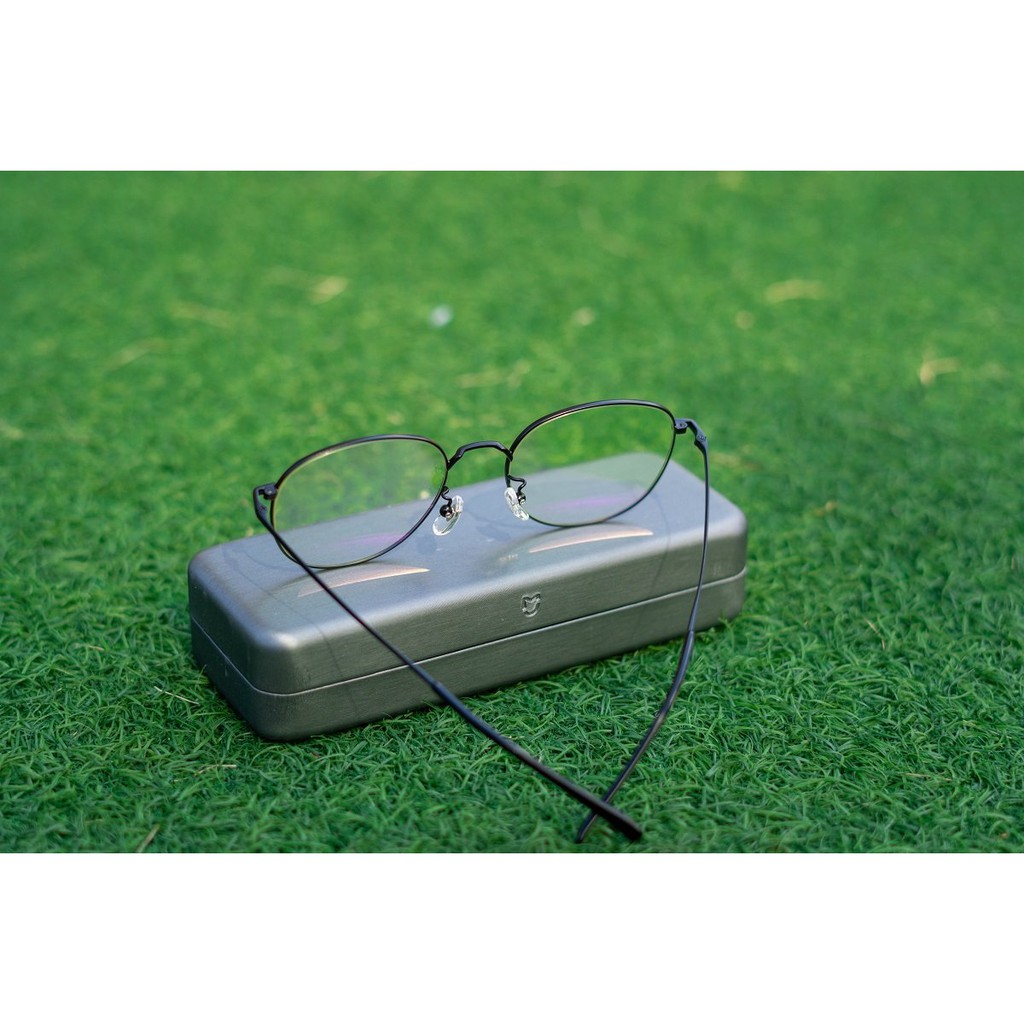 Kính không độ chống ánh sáng xanh XM gọng Titan siêu nhẹ HMJ01RM