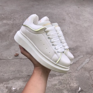 >ẢNH THẬT-HÀNG THẬT< Giày sneaker Mc Queen độn đế cao cấp full trắng phản quang dành cho nam và nữ