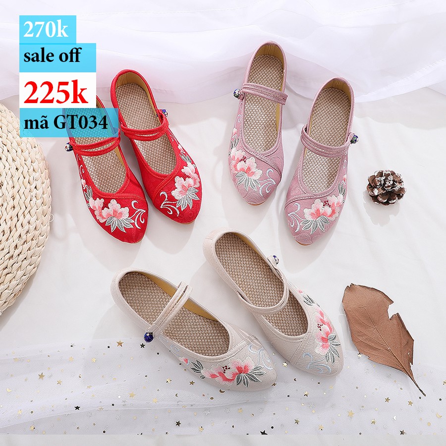 Giày thêu chim công đế thấp