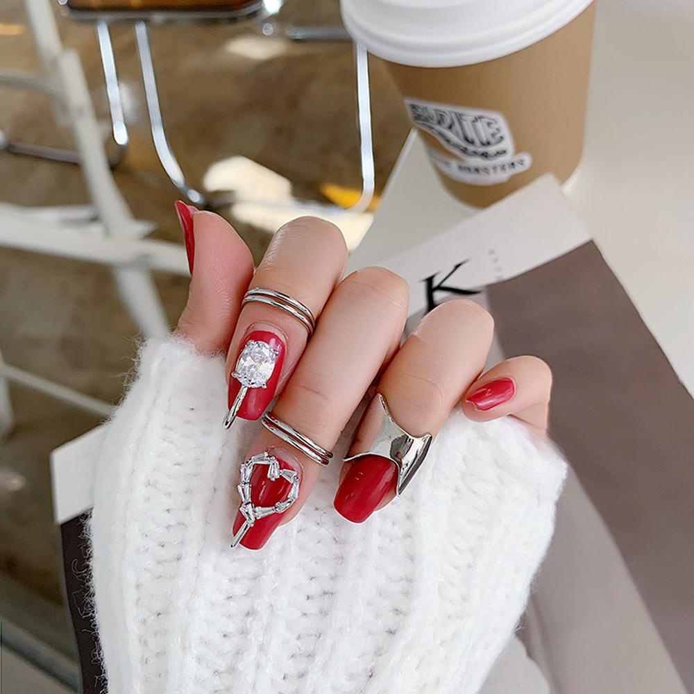 Ốp Điện Thoại Kim Loại Họa Tiết Trái Tim Khoét Rỗng Hợp Thời Trang Bảo Vệ Ngón Tay Cho Nữ