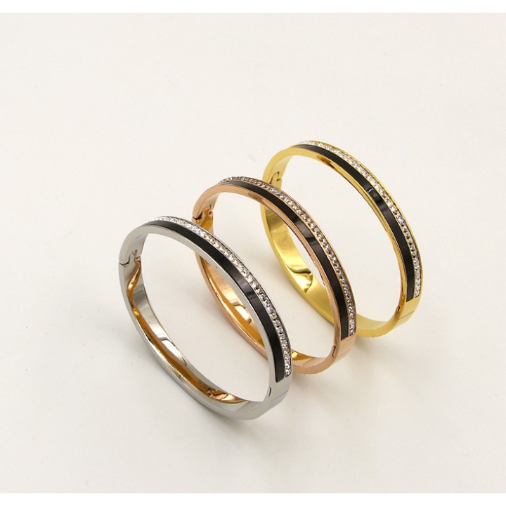 Vòng tay nữ titan cao cấp 1 hàng đá trắng kết hợp 1 hàng đen siêu đẹp, bền màu, hợp thời trang