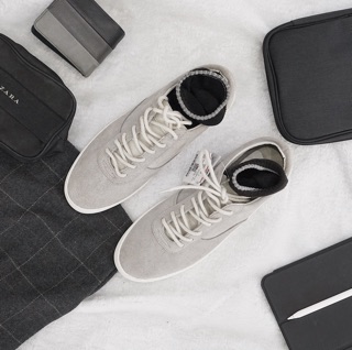 BERSHKA XÁM DA LỘN