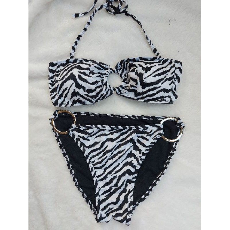 Đồ bơi Bikini hai mảnh sexy vằn đen trắng siêu đẹp mặc đi biển đi bơi( 100% như hình) | BigBuy360 - bigbuy360.vn