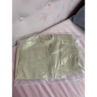 Áo len ghi lê ulzzang màu be