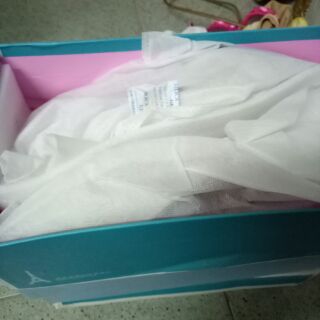Thanh lý giày còn mới 100%