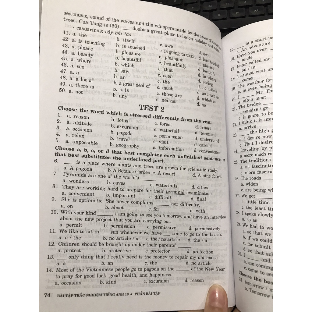 Sách - Bài tập trắc nghiệm tiếng anh 10 ( không đáp án , có đáp án , Combo )