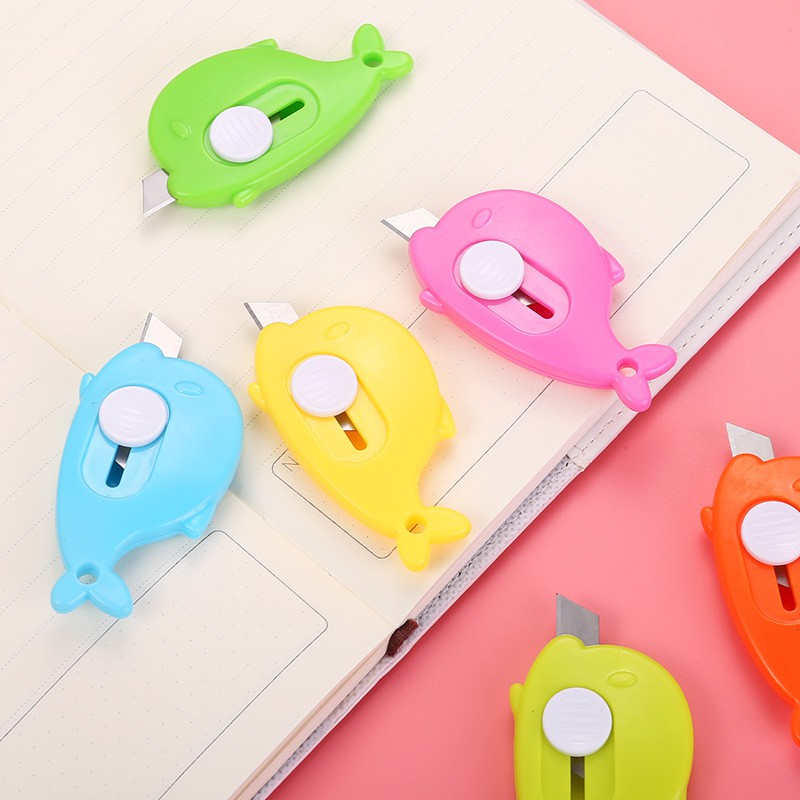 Dao rọc giấy mini cute cắt Washi hình chú cá heo Dolphin nhiều màu BMBooks