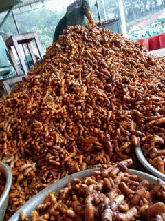 TINH BỘT NGHỆ MẸ LÀM