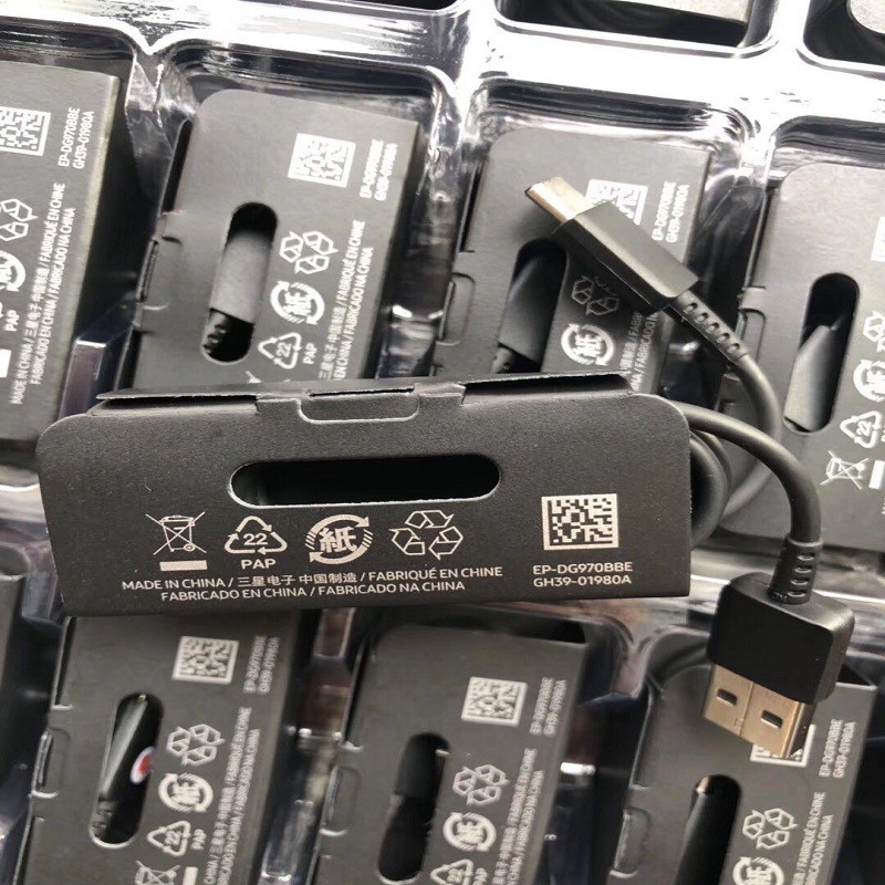 Cáp sạc USB Type-C Samsung S10