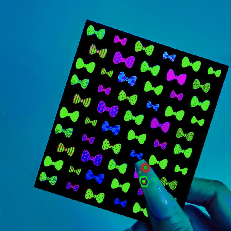 Miếng Dán Trang Trí Móng Tay 3D Dạ Quang Tự Dính Màu Sắc Xinh Xắn Dành Cho Nữ