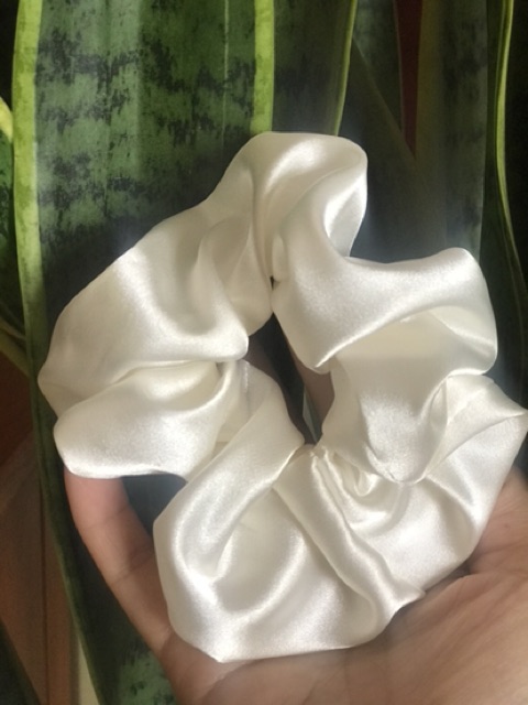 Chun buộc tóc scrunchies vải phi bóng bản cỡ lớn 8 màu loại đẹp