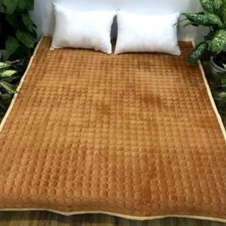 Thảm chải giường