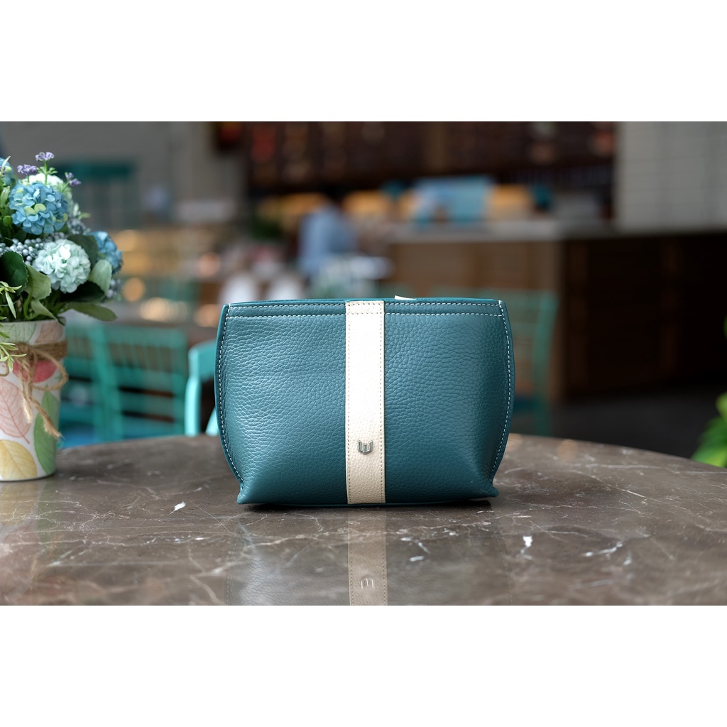 CARINA - Túi đeo chéo nữ da thật màu xanh cổ vịt - IW01-7226