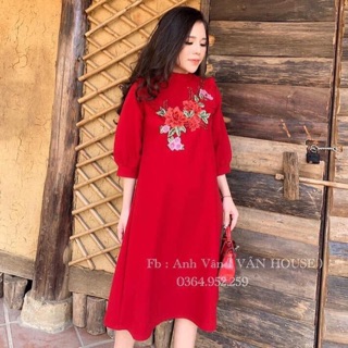 Váy đỏ suông