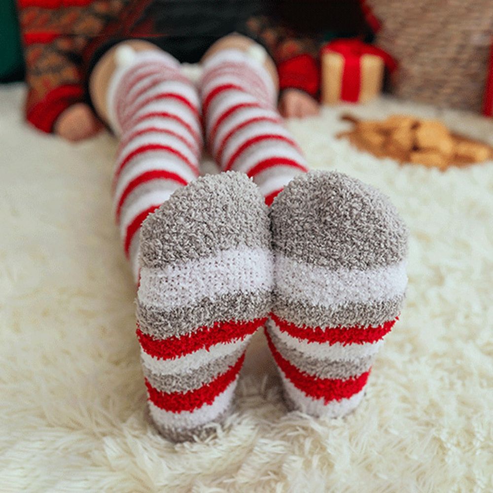Vớ cotton cổ cao in họa tiết Noel đính nơ dễ thương thoải mái thời trang thu đông cho nữ