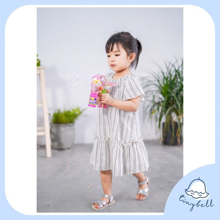 - LYSA - Váy xòe, tay cánh tiên, vải linen, vải kẻ sọc trắng