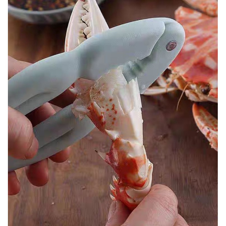 Dụng cụ, kìm kẹp càng cua, ghẹ, tách vỏ hạt macca, óc chó bằng nhựa siêu bền